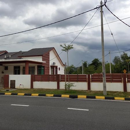 Homestay Zaki D'Gerik Bagian luar foto