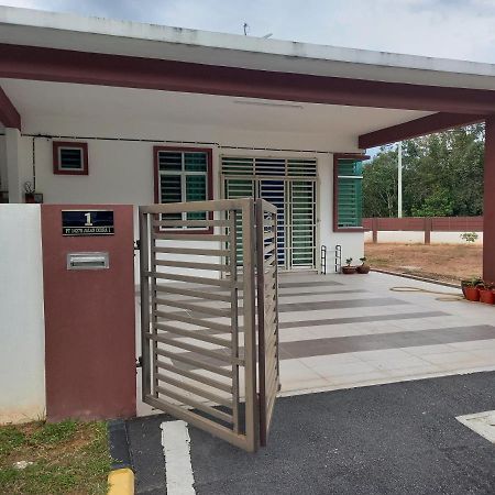 Homestay Zaki D'Gerik Bagian luar foto